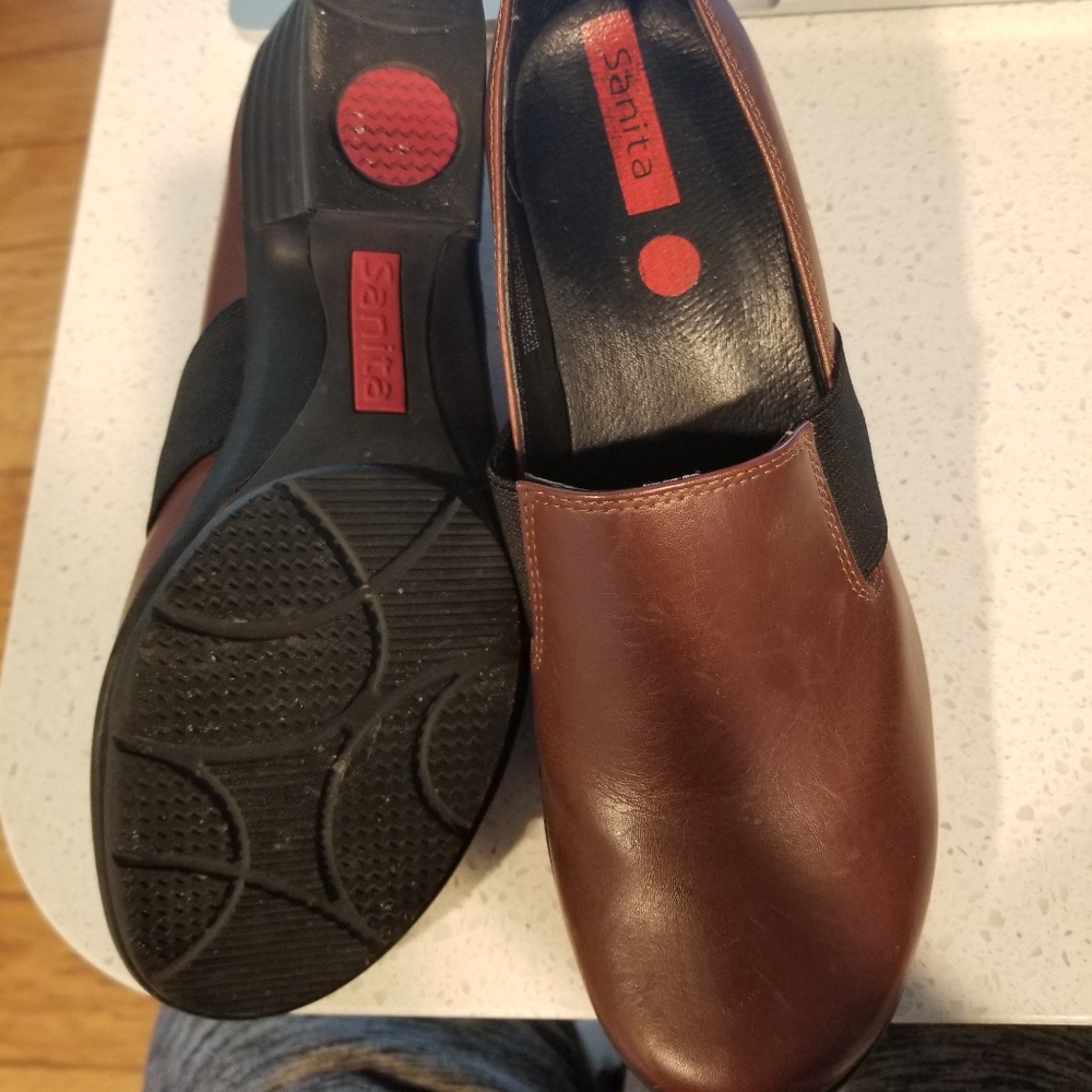 Shoes - Picture 2 of 2